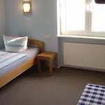 Garni Ruth Πανσιόν Mutterstadt