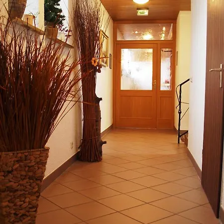 招待所 露丝旅馆 穆特尔斯塔特