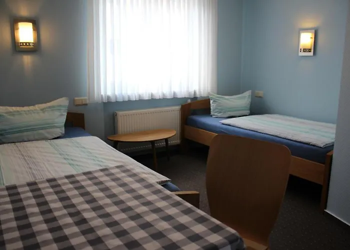 Garni Ruth Mutterstadt